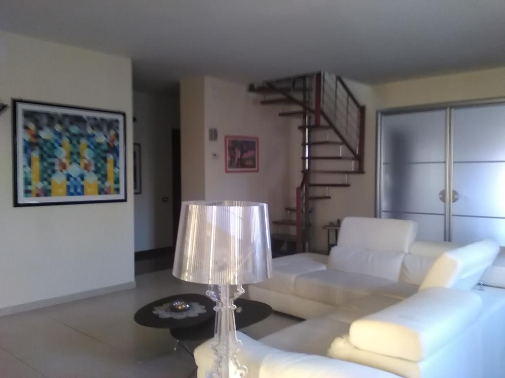 לינה וארוחת בוקר מטרה I Due Archi מראה חיצוני תמונה